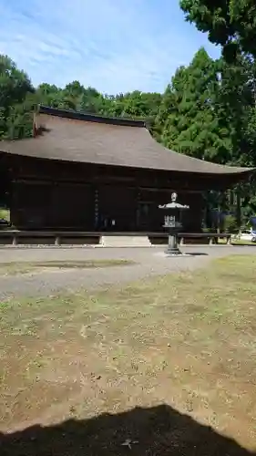 中山寺の本殿