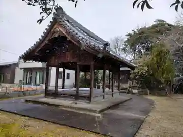 子安神明社(大留町6)の本殿・本堂