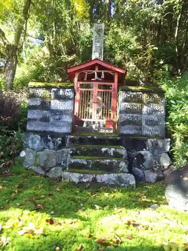 幡稲荷五桂大神社の本殿