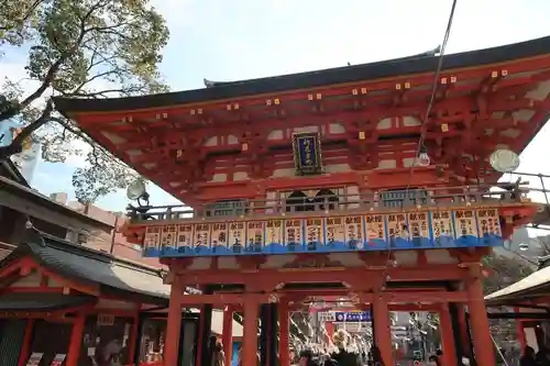 生田神社の山門