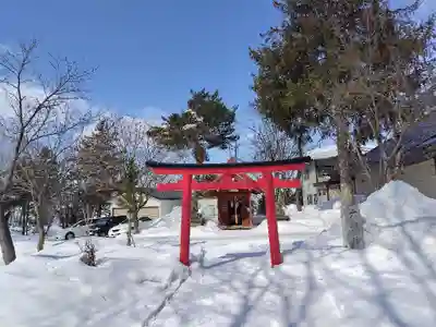 鷹栖神社の末社・摂社