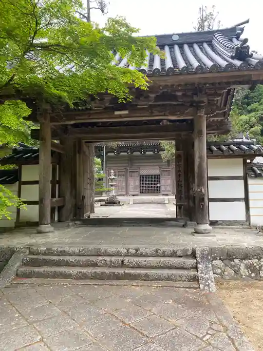 佛通寺の山門・神門