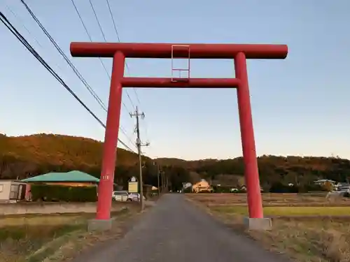 諏訪神社の鳥居