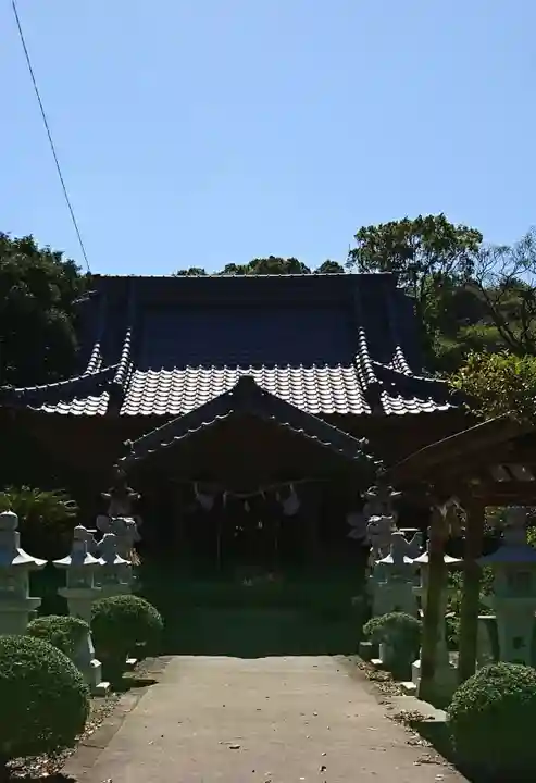 大島子諏訪神社の本殿・本堂