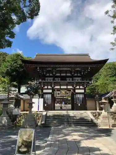 松尾大社の山門・神門