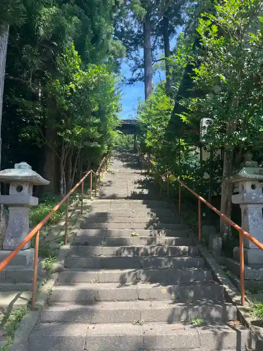 金沢八幡神社(岩手県)