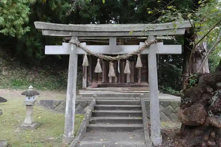 配志和神社の鳥居