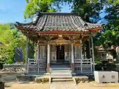 蔵王神社の本殿