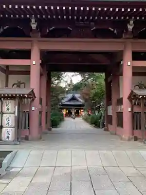 大宝八幡宮の山門・神門