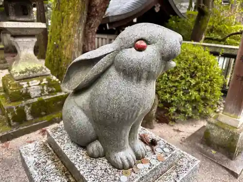 岡崎神社の狛犬