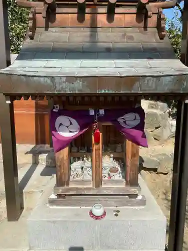 浅香山稲荷神社の末社・摂社