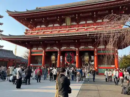 浅草寺の山門・神門