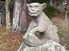 雲岡杵築神社の狛犬