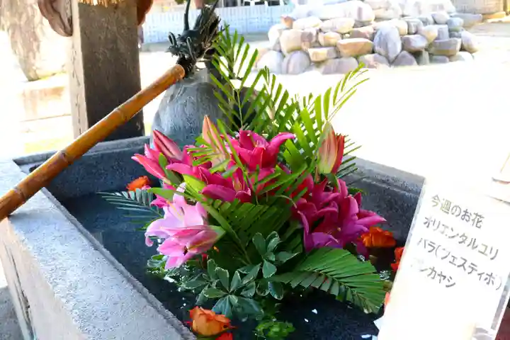 三津厳島神社の手水舎