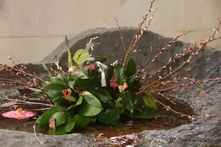 愛宕神社の手水舎