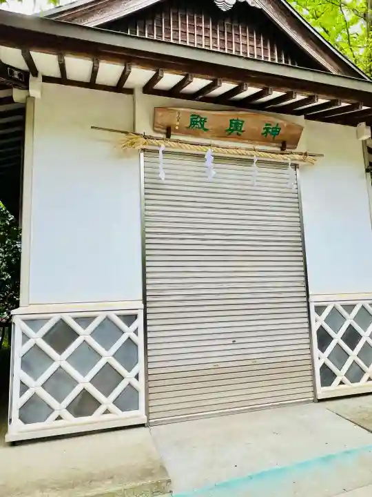 鈴鹿明神社の{uncategorized: "未分類", other: "その他", undefined: "問題あり", building: "その他建物", grave: "お墓", sacred_gate: "鳥居", guardian: "狛犬", statue: "像", buddha: "仏像", history: "歴史", nature: "自然", garden: "庭園", animal: "動物", pagoda: "塔", temizu: "手水舎", mountain_gate: "山門・神門", sanctuary: "本殿・本堂", subordinate: "末社・摂社", art: "芸術", scenery: "景色", jizo: "地蔵", ema: "絵馬", goshuin: "御朱印", omikuji: "おみくじ", items: "授与品その他", amulet: "お守り", goshuincho: "御朱印帳", eats: "食事", festival: "お祭り", votive_dance: "神楽", shichigosan: "七五三参", wedding: "結婚式", experience: "体験その他", initially: "初詣", around: "周辺", anti_infection: "感染症対策"}