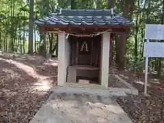 白山神社の末社