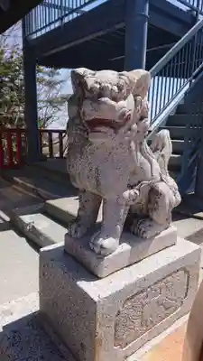 冨士山小御嶽神社の狛犬