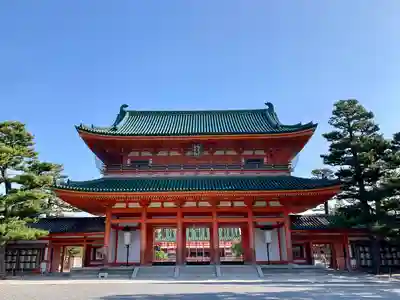 平安神宮の山門・神門