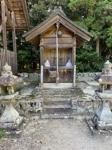 波豆八幡神社の末社・摂社