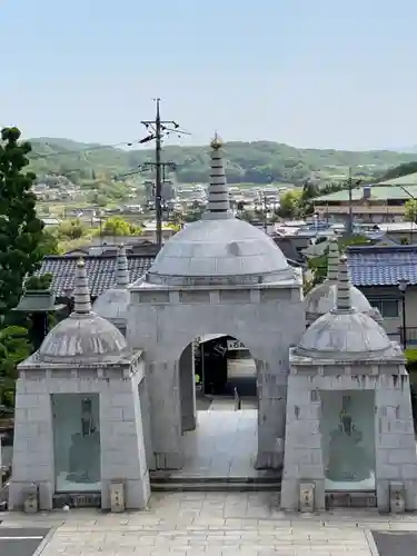 最上稲荷山妙教寺(岡山県)