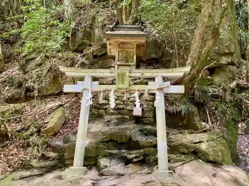 龍鎮神社の鳥居