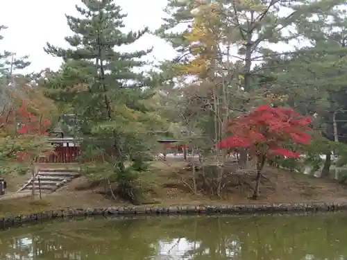 厳島神社（東大寺境内社）の庭園