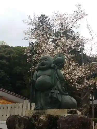 清荒神清澄寺の像