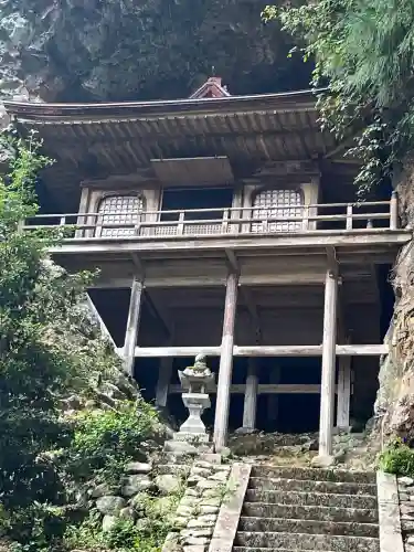 不動院岩屋堂(鳥取県)