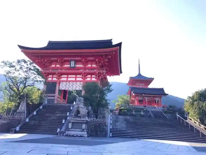 清水寺の山門・神門