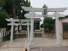 諏訪神社の鳥居