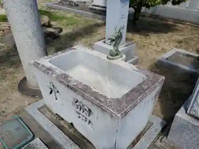 天神社の手水舎