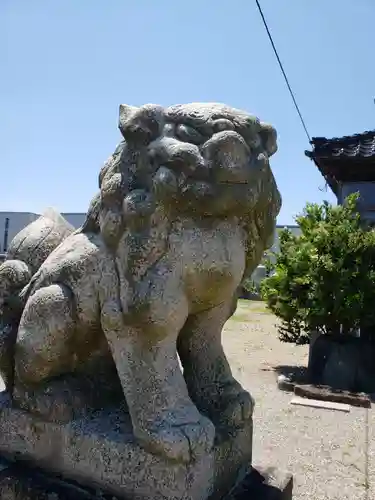 日尾神社の狛犬