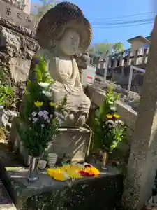 くろ谷 金戒光明寺の周辺(2020年10月27日(火) 21時55分44秒投稿)