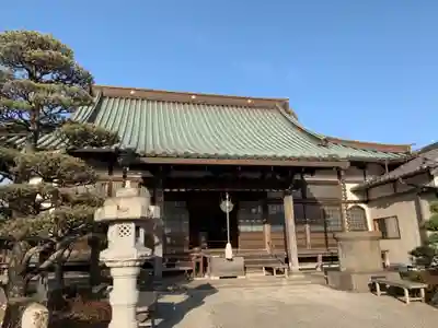 湊済寺の本殿・本堂
