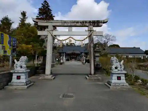 白子神社の{uncategorized: "未分類", other: "その他", undefined: "問題あり", building: "その他建物", grave: "お墓", sacred_gate: "鳥居", guardian: "狛犬", statue: "像", buddha: "仏像", history: "歴史", nature: "自然", garden: "庭園", animal: "動物", pagoda: "塔", temizu: "手水舎", mountain_gate: "山門・神門", sanctuary: "本殿・本堂", subordinate: "末社・摂社", art: "芸術", scenery: "景色", jizo: "地蔵", ema: "絵馬", goshuin: "御朱印", omikuji: "おみくじ", items: "授与品その他", amulet: "お守り", goshuincho: "御朱印帳", eats: "食事", festival: "お祭り", votive_dance: "神楽", shichigosan: "七五三参", wedding: "結婚式", experience: "体験その他", initially: "初詣", around: "周辺", anti_infection: "感染症対策"}