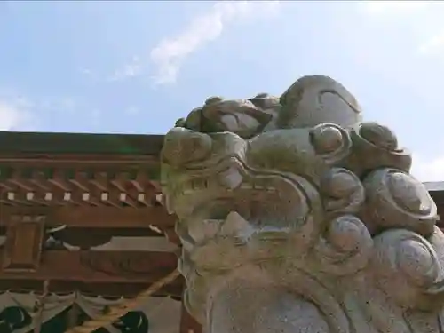 結城諏訪神社の狛犬