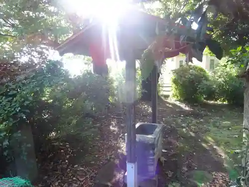 神明神社の手水舎