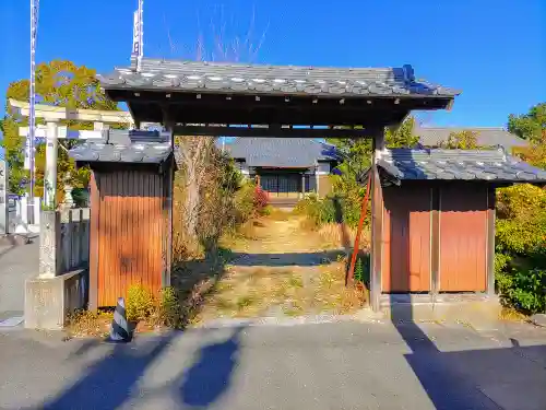 大聖院の山門