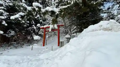 馬頭観音の{uncategorized: "未分類", other: "その他", undefined: "問題あり", building: "その他建物", grave: "お墓", sacred_gate: "鳥居", guardian: "狛犬", statue: "像", buddha: "仏像", history: "歴史", nature: "自然", garden: "庭園", animal: "動物", pagoda: "塔", temizu: "手水舎", mountain_gate: "山門・神門", sanctuary: "本殿・本堂", subordinate: "末社・摂社", art: "芸術", scenery: "景色", jizo: "地蔵", ema: "絵馬", goshuin: "御朱印", omikuji: "おみくじ", items: "授与品その他", amulet: "お守り", goshuincho: "御朱印帳", eats: "食事", festival: "お祭り", votive_dance: "神楽", shichigosan: "七五三参", wedding: "結婚式", experience: "体験その他", initially: "初詣", around: "周辺", anti_infection: "感染症対策"}