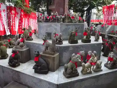 豊川稲荷東京別院の狛犬