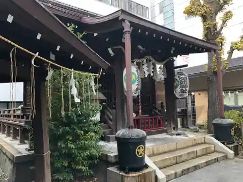 太田姫稲荷神社の本殿