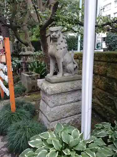 廣尾稲荷神社の狛犬