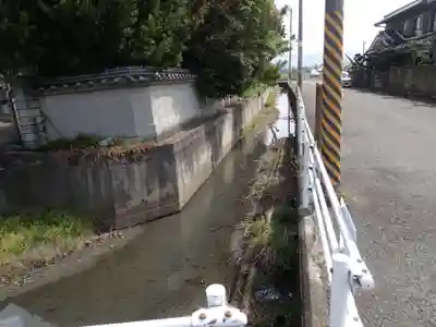 鏡作伊多神社の周辺