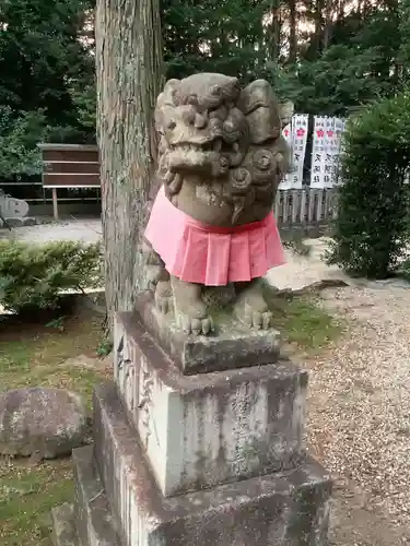 両社宮神社（宮町）の狛犬