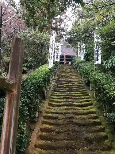 杉本寺の{uncategorized: "未分類", other: "その他", undefined: "問題あり", building: "その他建物", grave: "お墓", sacred_gate: "鳥居", guardian: "狛犬", statue: "像", buddha: "仏像", history: "歴史", nature: "自然", garden: "庭園", animal: "動物", pagoda: "塔", temizu: "手水舎", mountain_gate: "山門・神門", sanctuary: "本殿・本堂", subordinate: "末社・摂社", art: "芸術", scenery: "景色", jizo: "地蔵", ema: "絵馬", goshuin: "御朱印", omikuji: "おみくじ", items: "授与品その他", amulet: "お守り", goshuincho: "御朱印帳", eats: "食事", festival: "お祭り", votive_dance: "神楽", shichigosan: "七五三参", wedding: "結婚式", experience: "体験その他", initially: "初詣", around: "周辺", anti_infection: "感染症対策"}