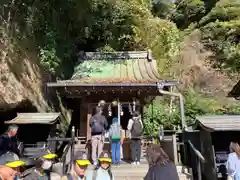 銭洗弁財天宇賀福神社(神奈川県)