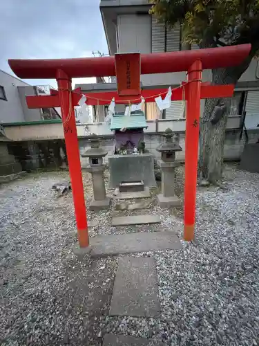 駒留八幡神社の{uncategorized: "未分類", other: "その他", undefined: "問題あり", building: "その他建物", grave: "お墓", sacred_gate: "鳥居", guardian: "狛犬", statue: "像", buddha: "仏像", history: "歴史", nature: "自然", garden: "庭園", animal: "動物", pagoda: "塔", temizu: "手水舎", mountain_gate: "山門・神門", sanctuary: "本殿・本堂", subordinate: "末社・摂社", art: "芸術", scenery: "景色", jizo: "地蔵", ema: "絵馬", goshuin: "御朱印", omikuji: "おみくじ", items: "授与品その他", amulet: "お守り", goshuincho: "御朱印帳", eats: "食事", festival: "お祭り", votive_dance: "神楽", shichigosan: "七五三参", wedding: "結婚式", experience: "体験その他", initially: "初詣", around: "周辺", anti_infection: "感染症対策"}