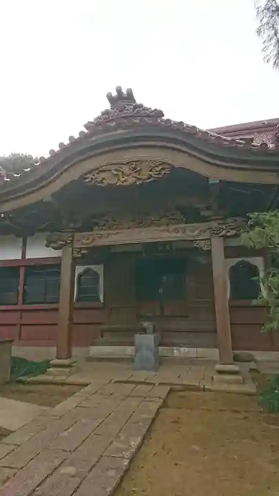 高根寺の本殿・本堂