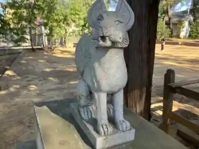 宇山稲荷神社の{uncategorized: "未分類", other: "その他", undefined: "問題あり", building: "その他建物", grave: "お墓", sacred_gate: "鳥居", guardian: "狛犬", statue: "像", buddha: "仏像", history: "歴史", nature: "自然", garden: "庭園", animal: "動物", pagoda: "塔", temizu: "手水舎", mountain_gate: "山門・神門", sanctuary: "本殿・本堂", subordinate: "末社・摂社", art: "芸術", scenery: "景色", jizo: "地蔵", ema: "絵馬", goshuin: "御朱印", omikuji: "おみくじ", items: "授与品その他", amulet: "お守り", goshuincho: "御朱印帳", eats: "食事", festival: "お祭り", votive_dance: "神楽", shichigosan: "七五三参", wedding: "結婚式", experience: "体験その他", initially: "初詣", around: "周辺", anti_infection: "感染症対策"}
